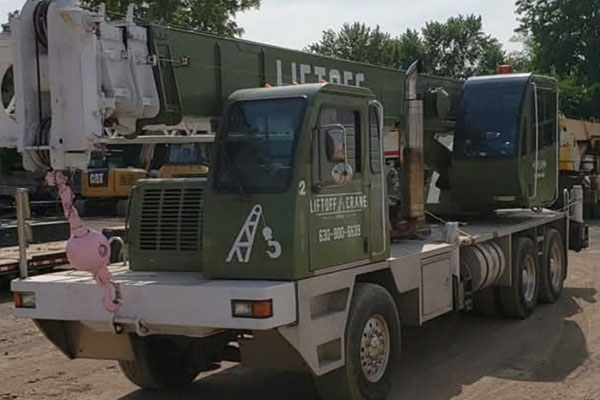 Terex T335- 35 Ton Crane